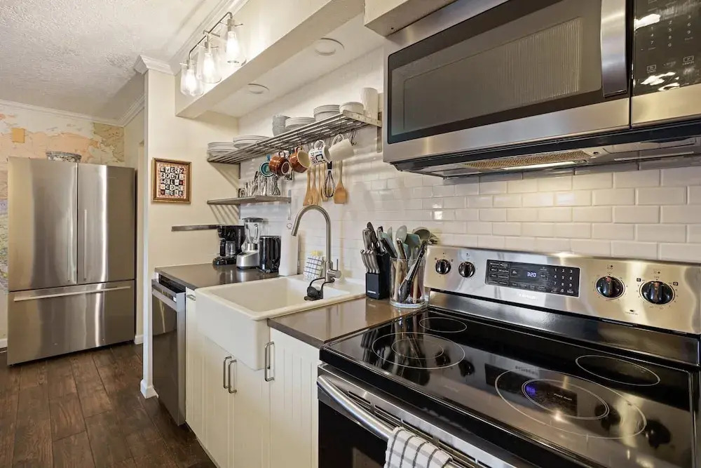 1565 Nw Wall St 144/145 1 Bedroom Condo
