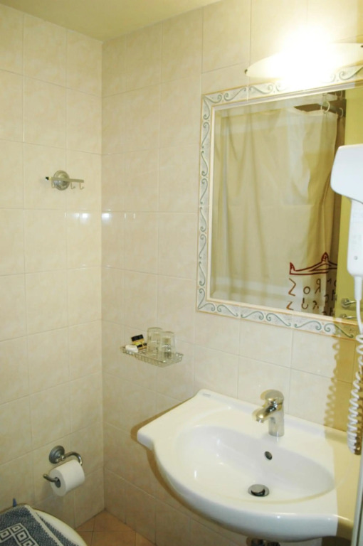 Omiros Hotel