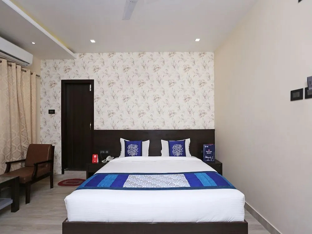 CAPITAL O 10292 Niharika Guest House