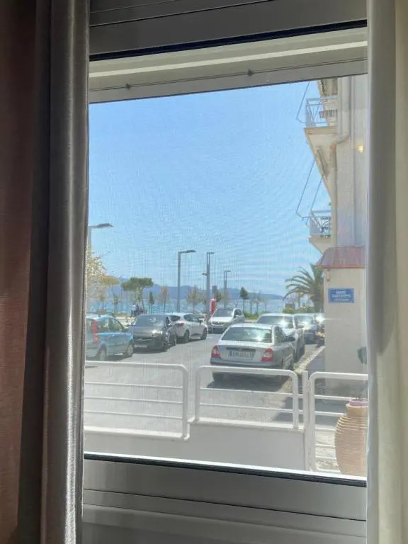 Seaside Studio 1 ( 30 meters from the beach )