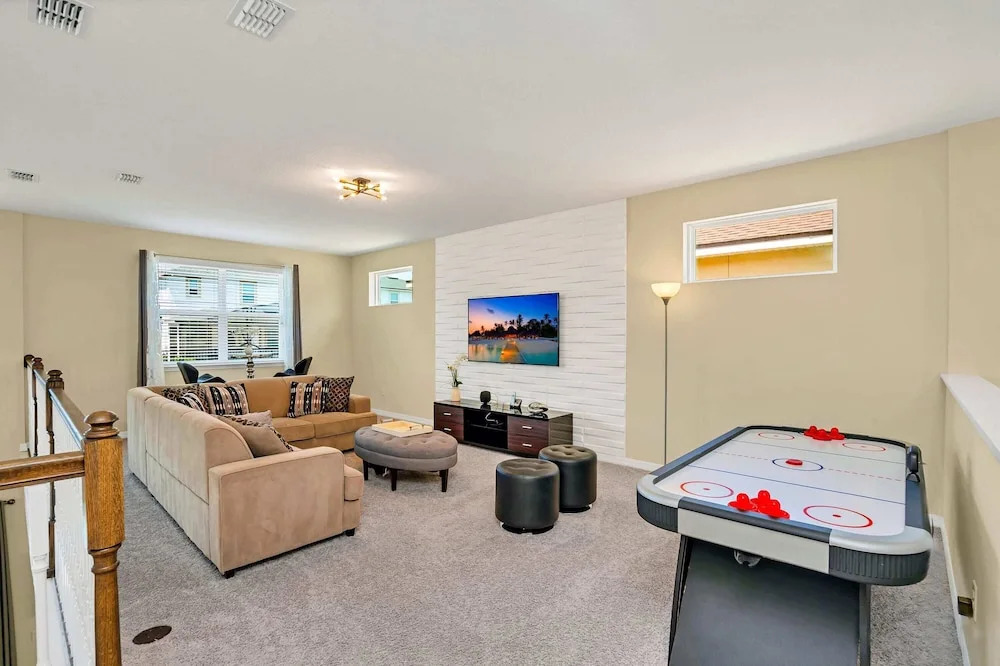 Luxurious Villa with Modern Decor and Huge Pool in Upscale Resort! #6S820