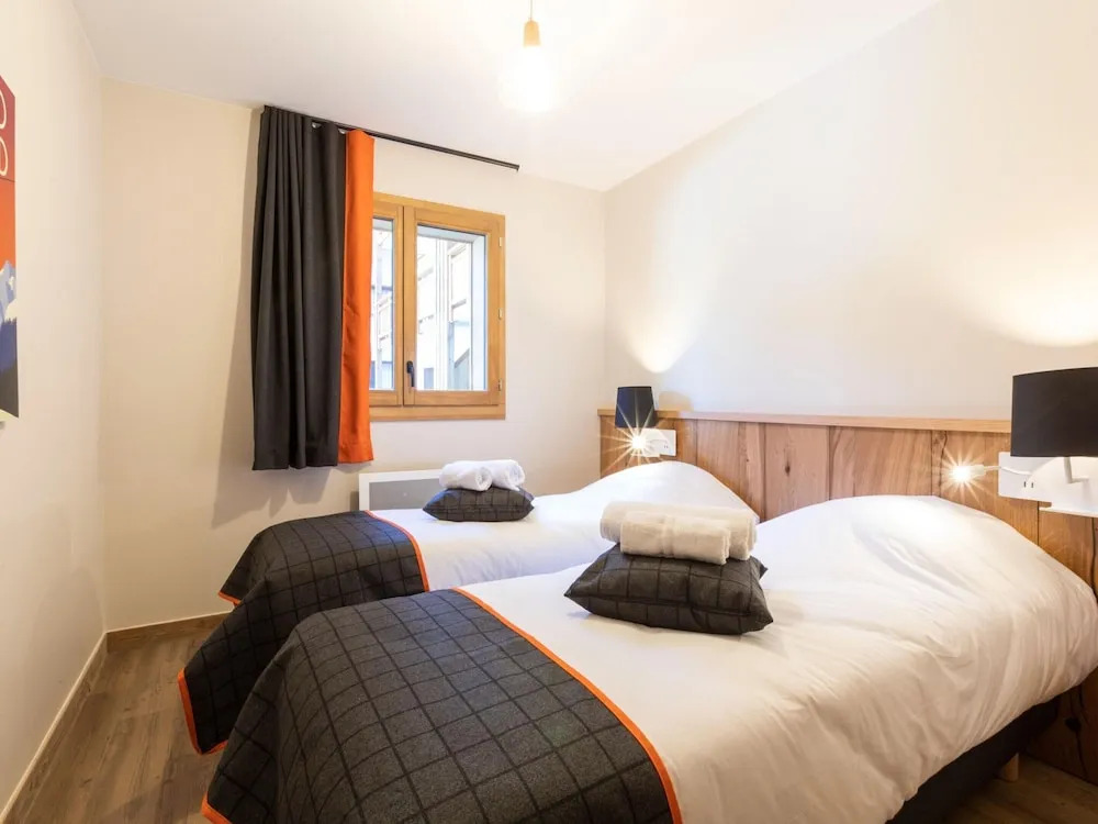 Chalet in Samoens Near Grand Massif Lift