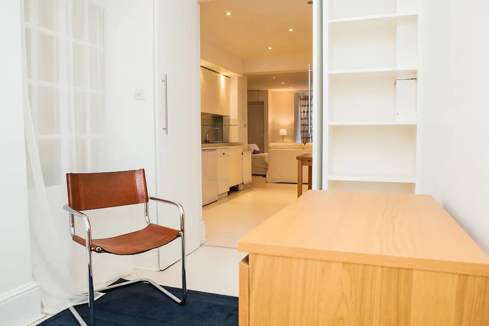 2 Bedroom Apartment in Marylebone