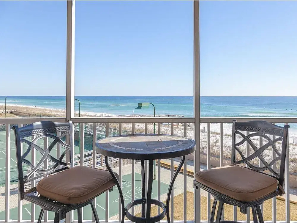 Gulf Shore Condo #303 - 1 Br condo by RedAwning