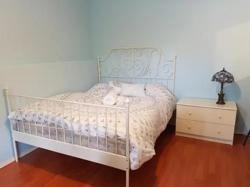 Burris Guest House