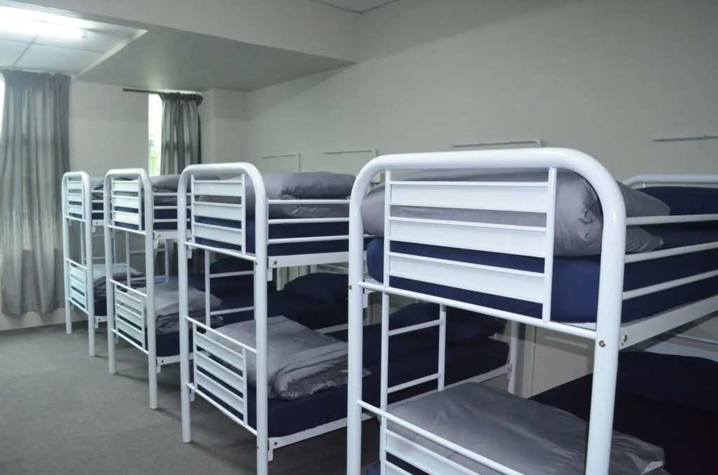SPOT ON 89751 Bed Station Guest House - Hostel