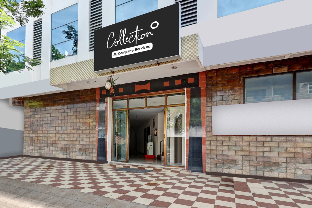 Super OYO Collection O jagadamba Junction near Beach Road