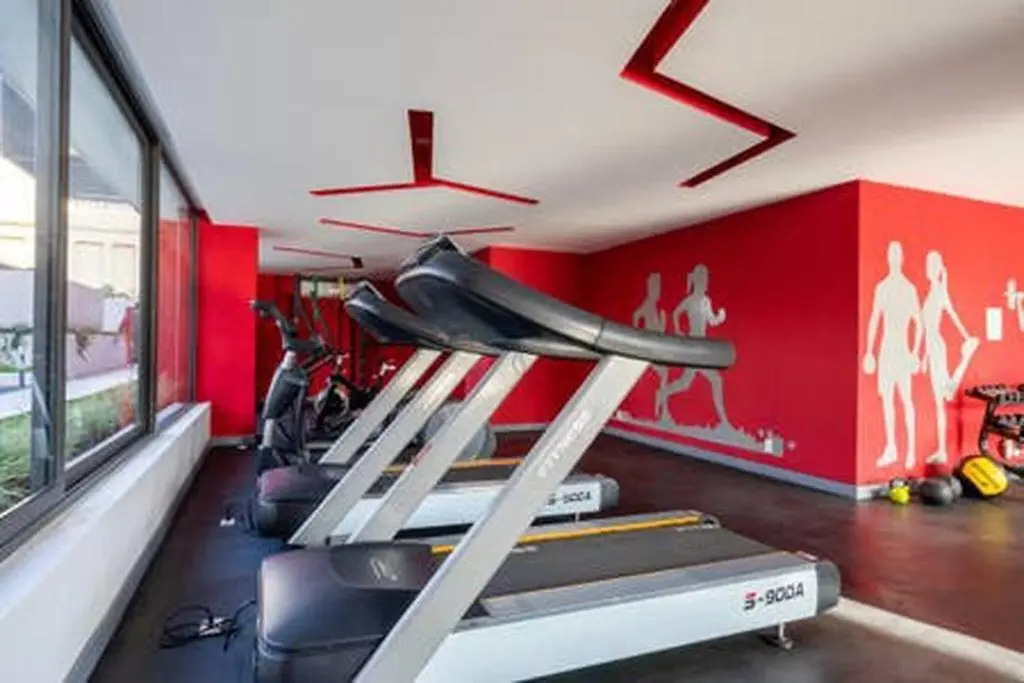 Beautiful Apartment Furnished - Great Location - Swimming Pool Gym Wifiaa