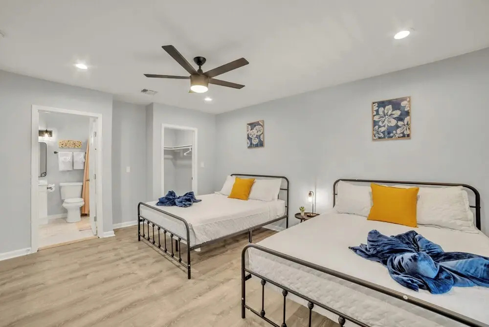 Spacious & Homey 4br/3ba W/amenities Near Downtown