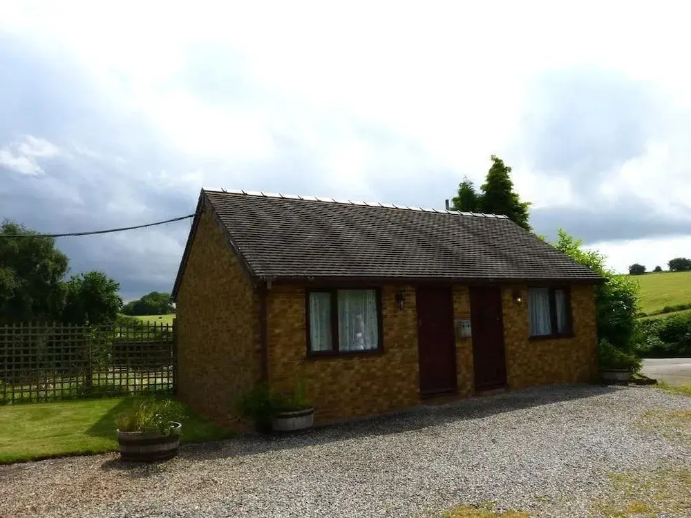 Peakstones Inn