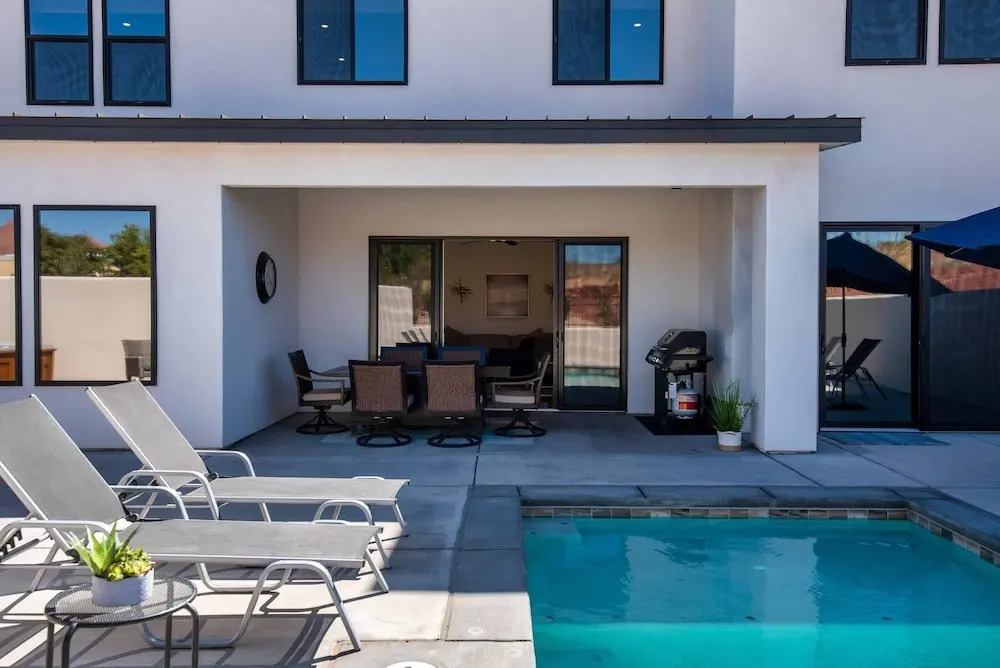 Coral Canyon Entourage townhouse