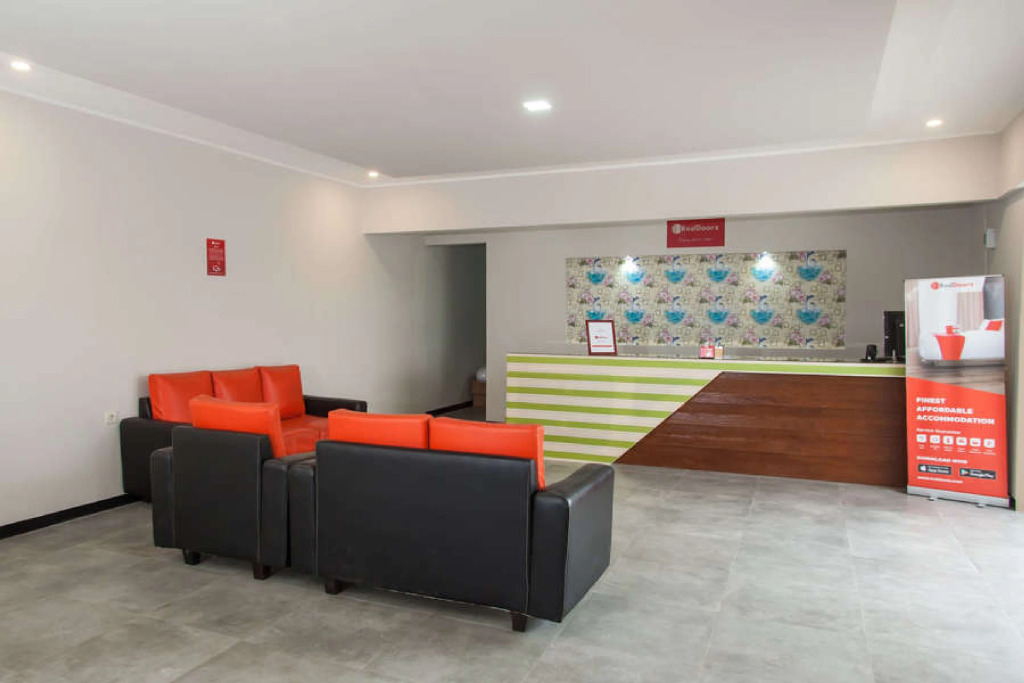 RedDoorz Syariah Plus near Banyuwangi Airport
