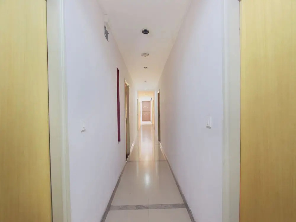 OYO 11883 Hotel Purple Inn