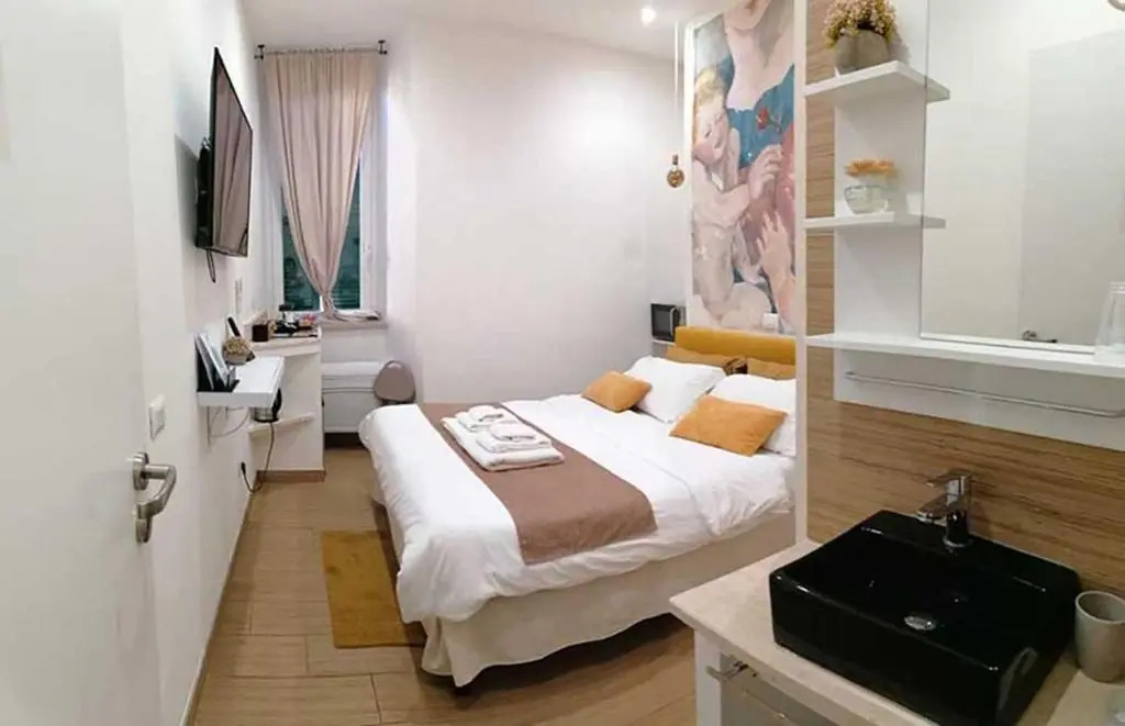 Abbracci leandra Rooms
