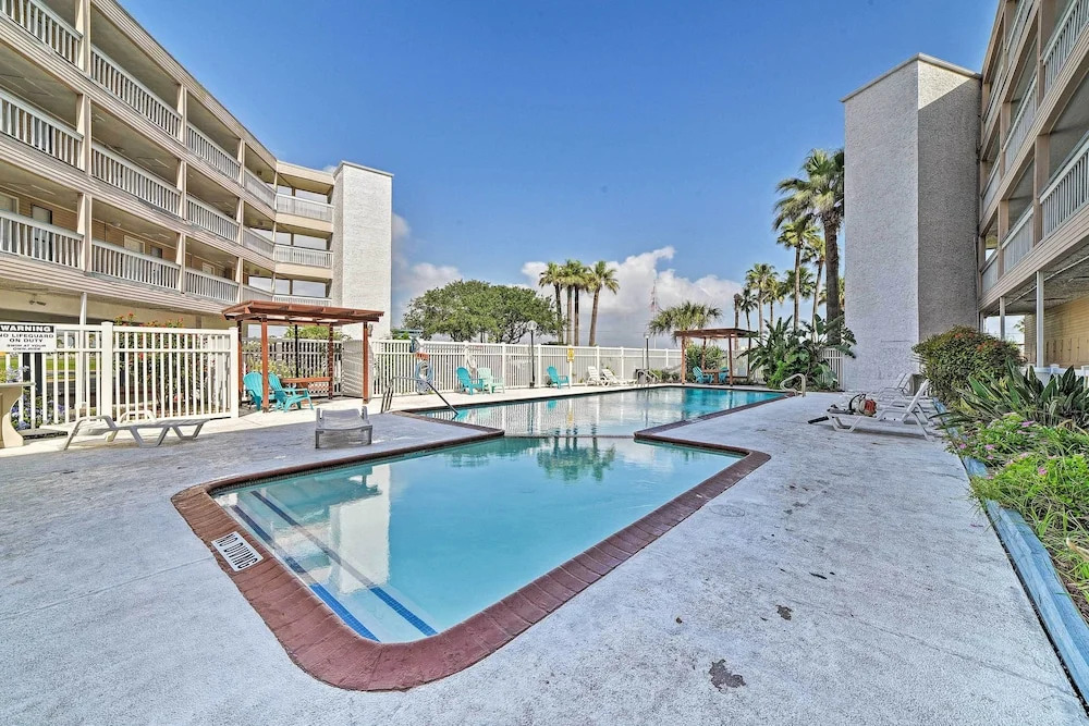 Corpus Christi Beach Condo 1107