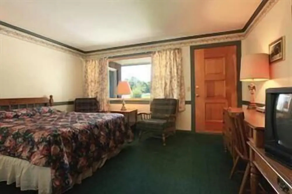 Ladd Brook Inn