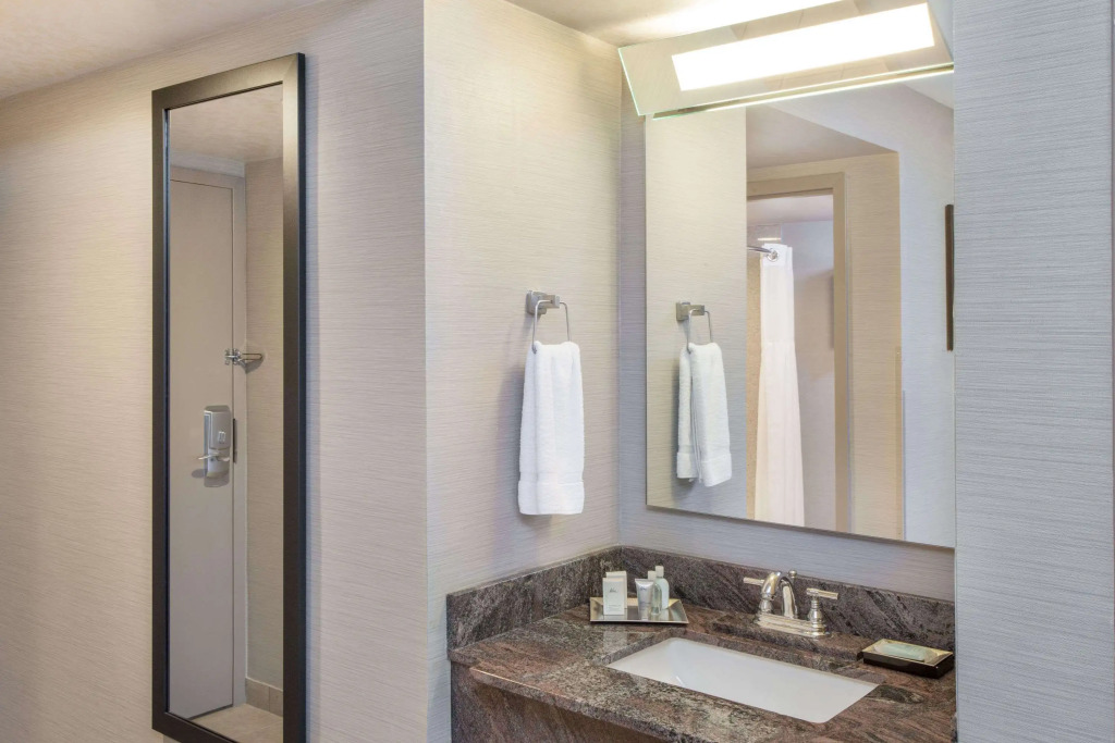 Wyndham Garden Elk Grove Village - OHare