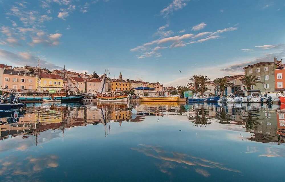 Awesome Home in Mali Losinj With Wifi and 1 Bedrooms