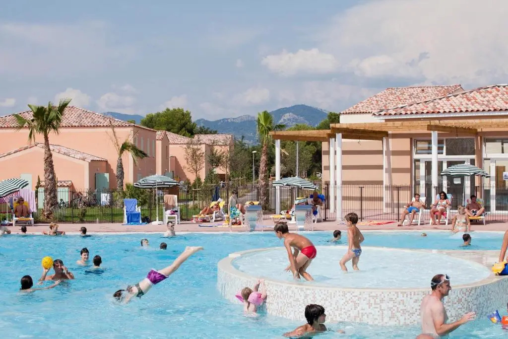 Vacanceole - Residence les Demeures du Ventoux