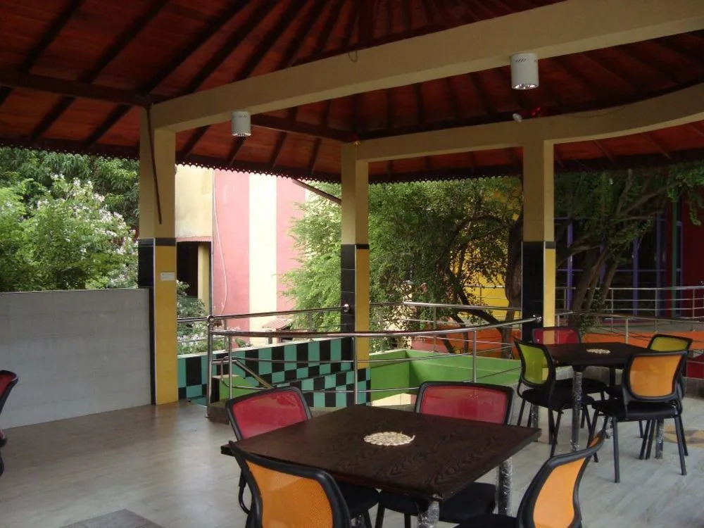 Hotel Mahawasala