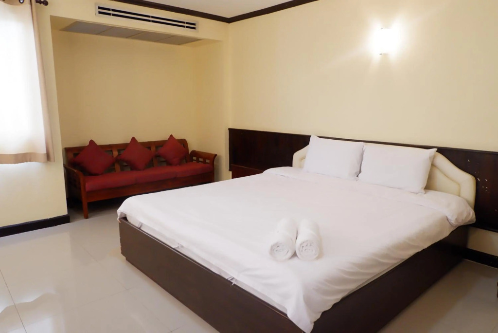 Auychai Grand Hotel