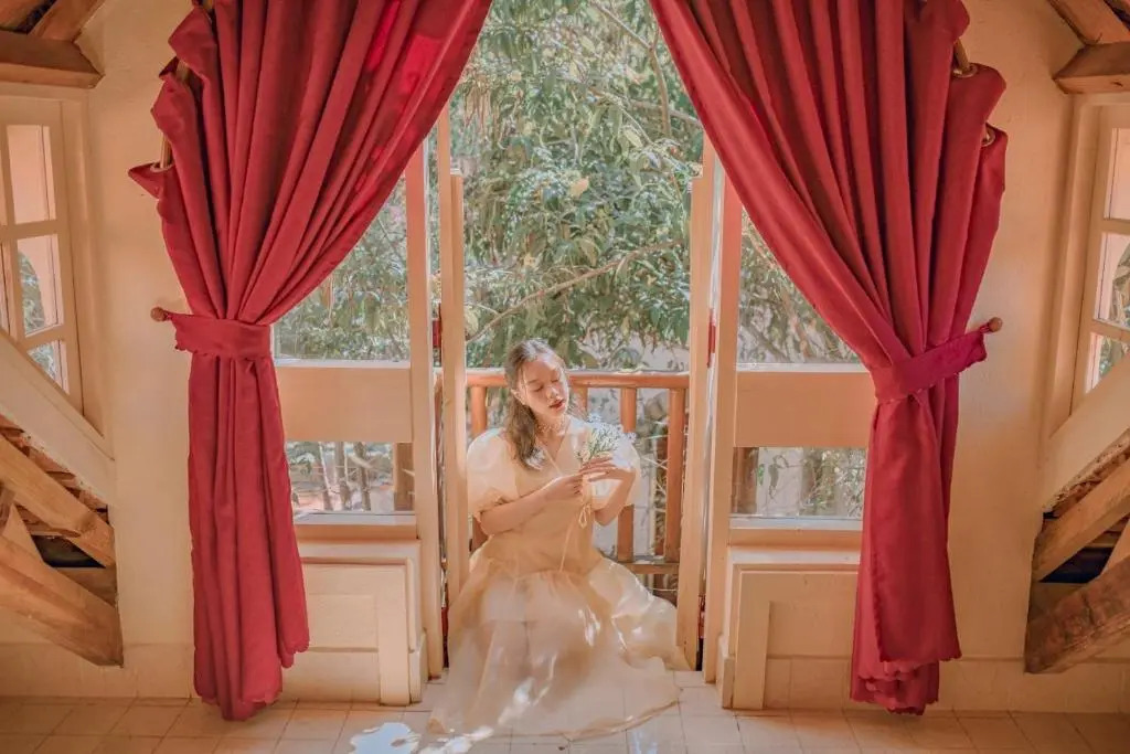 Ngôi Làng Cổ 77 Hoàng Diệu