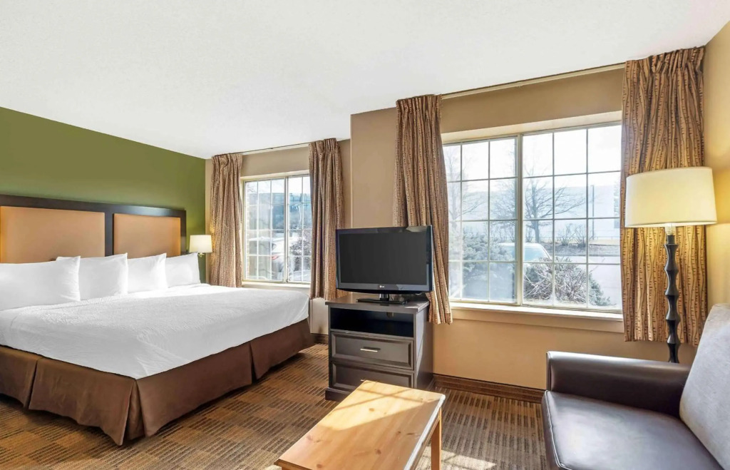 Extended Stay America Select Suites - Chicago - Westmont - Oak Brook