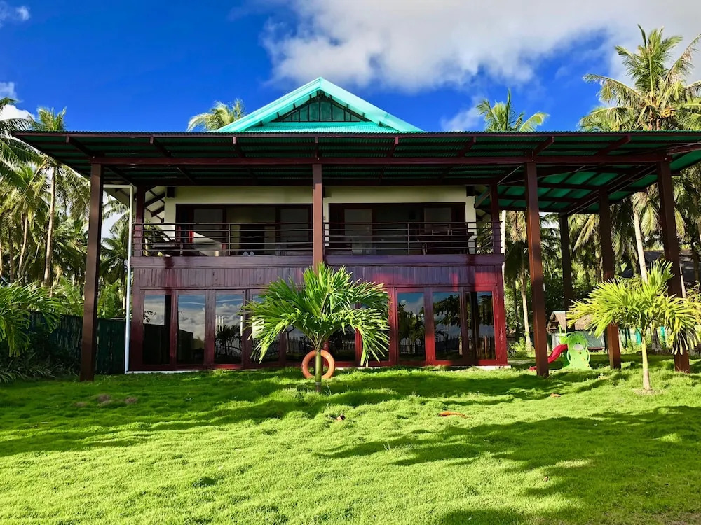 Siargao Sunrise Villa