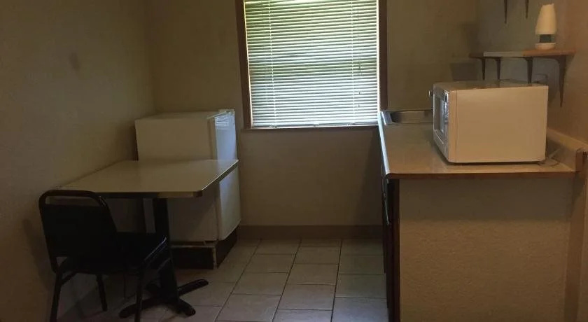 West Motel