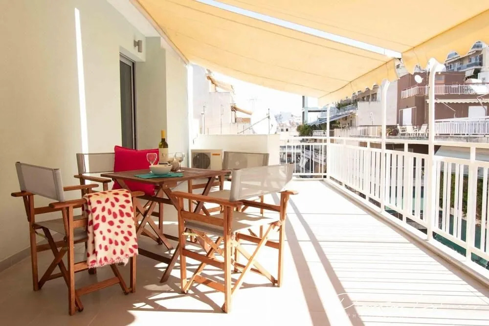 Beautiful and Spacious Apartment - Athens DownTown
