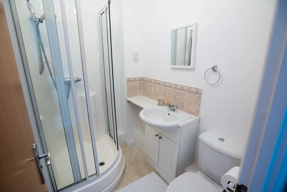 Celador Apartments - Regents Riverside Serviced Apartments