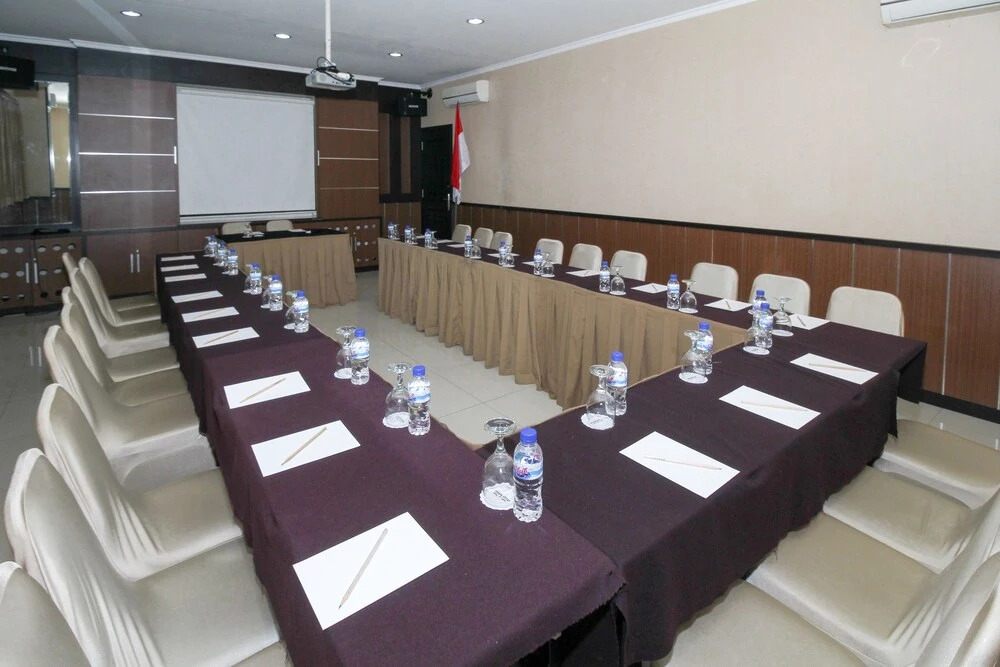 Airy Premier Tunjungan Walikota Mustajab 29 Surabaya