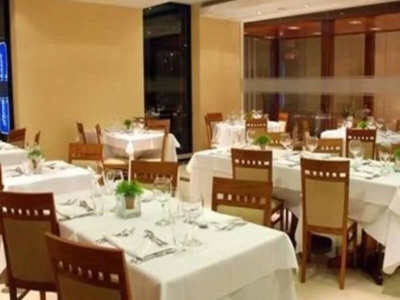 Howard Johnson Villa María Hotel y Casino