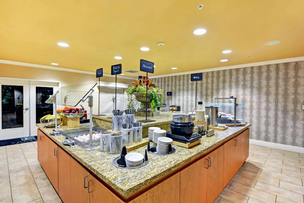 Embassy Suites Valencia