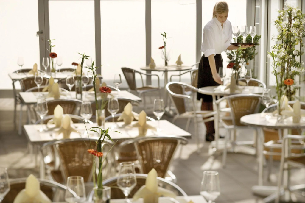 Mövenpick Hotel Nürnberg Airport