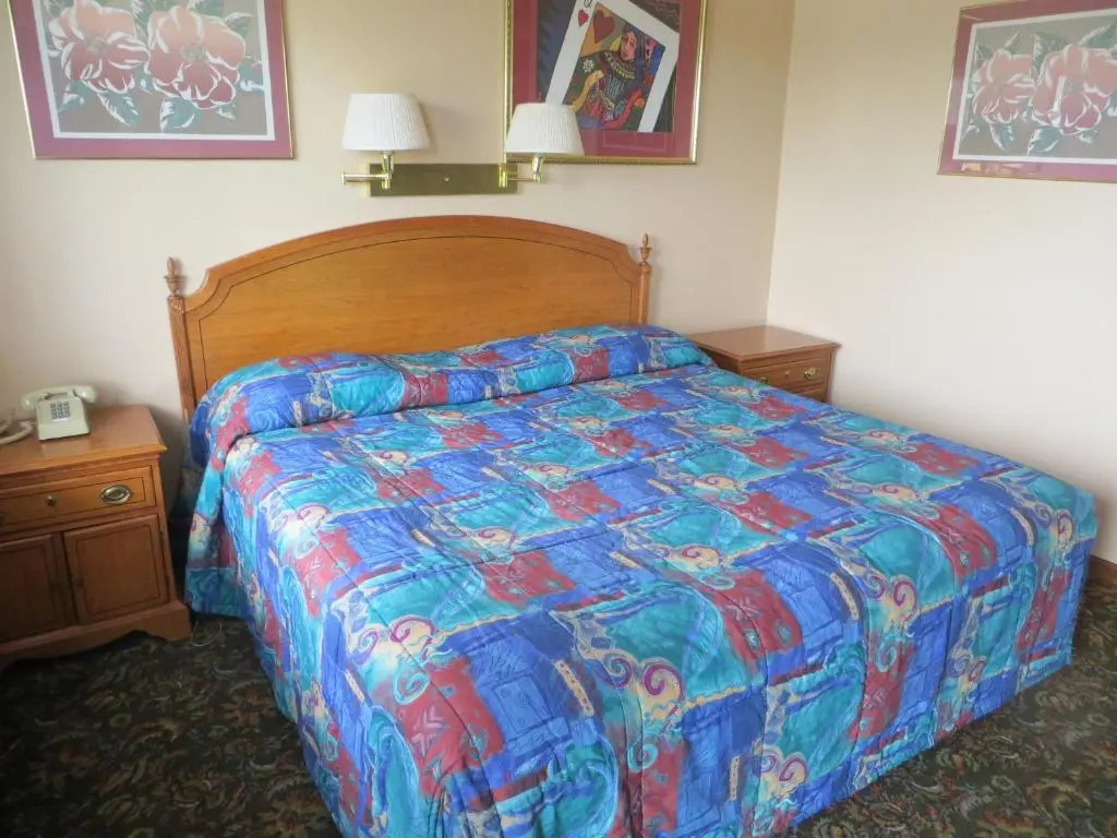 Travelers INN