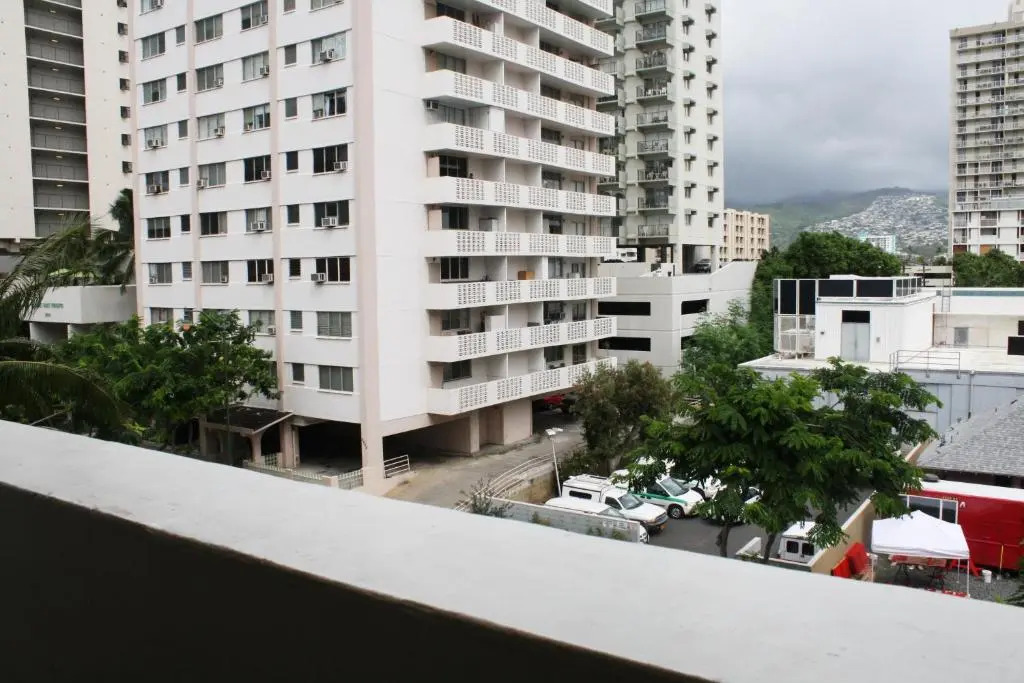 Kuhio Village 510 KING Bed with Renovated Kitchenette