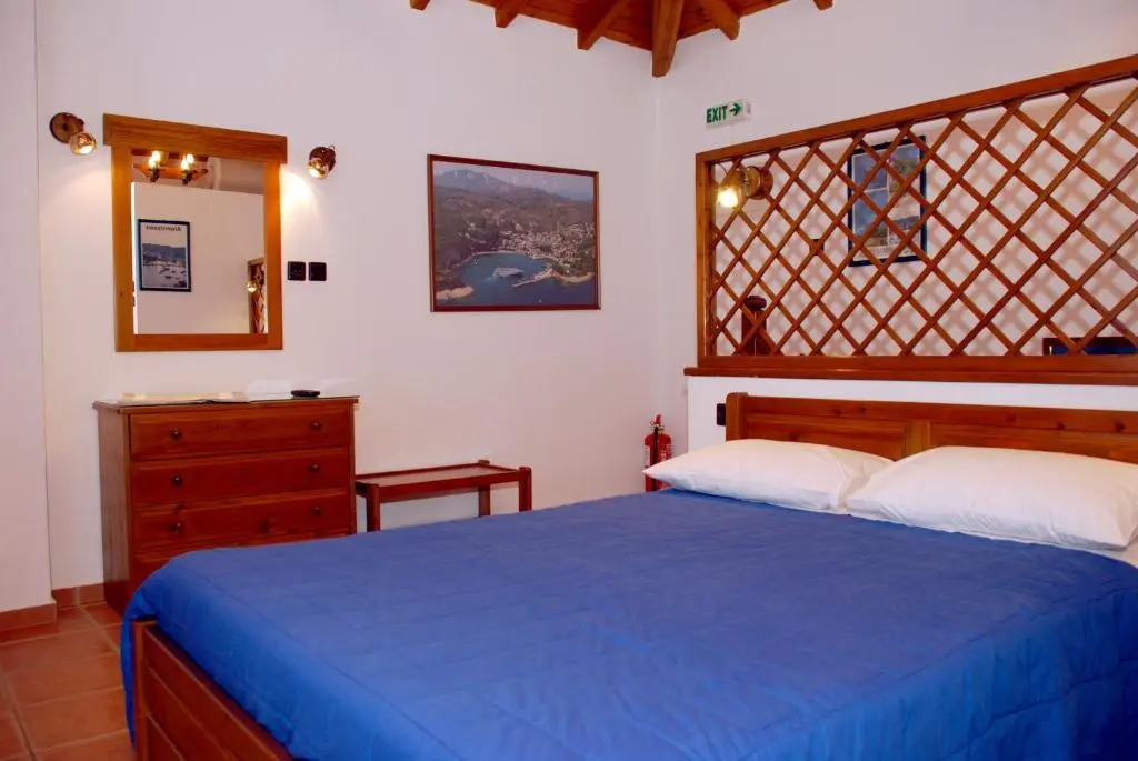 Vila Elena 1astoning view