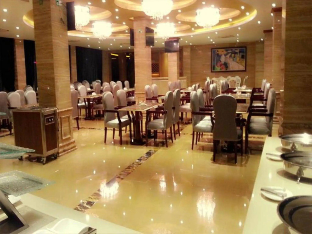 Star World Hotel