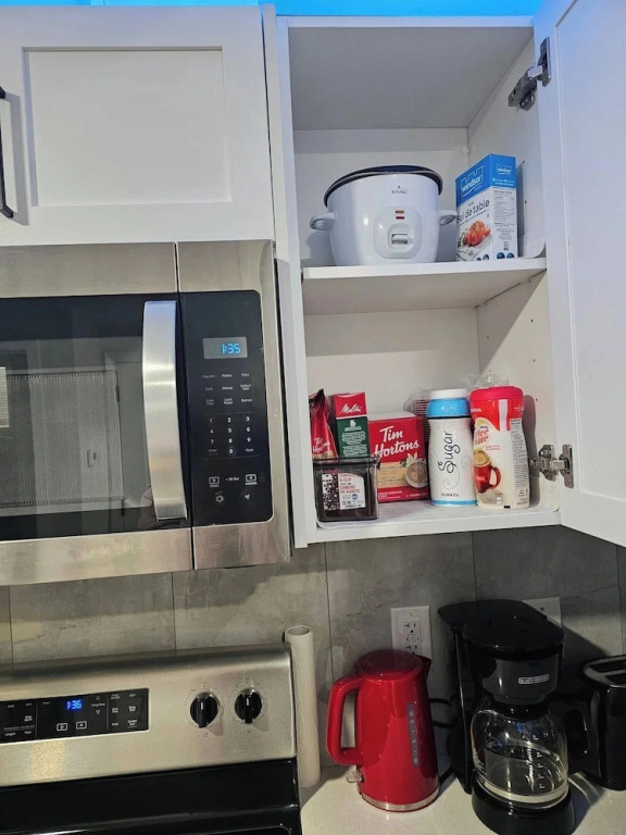 Cozy Cautley Guest Suite, Near YEG Airport