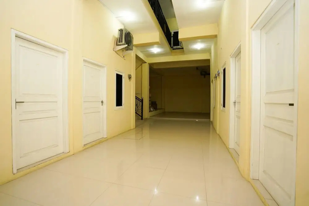 OYO 998 La'ana Residence Syariah