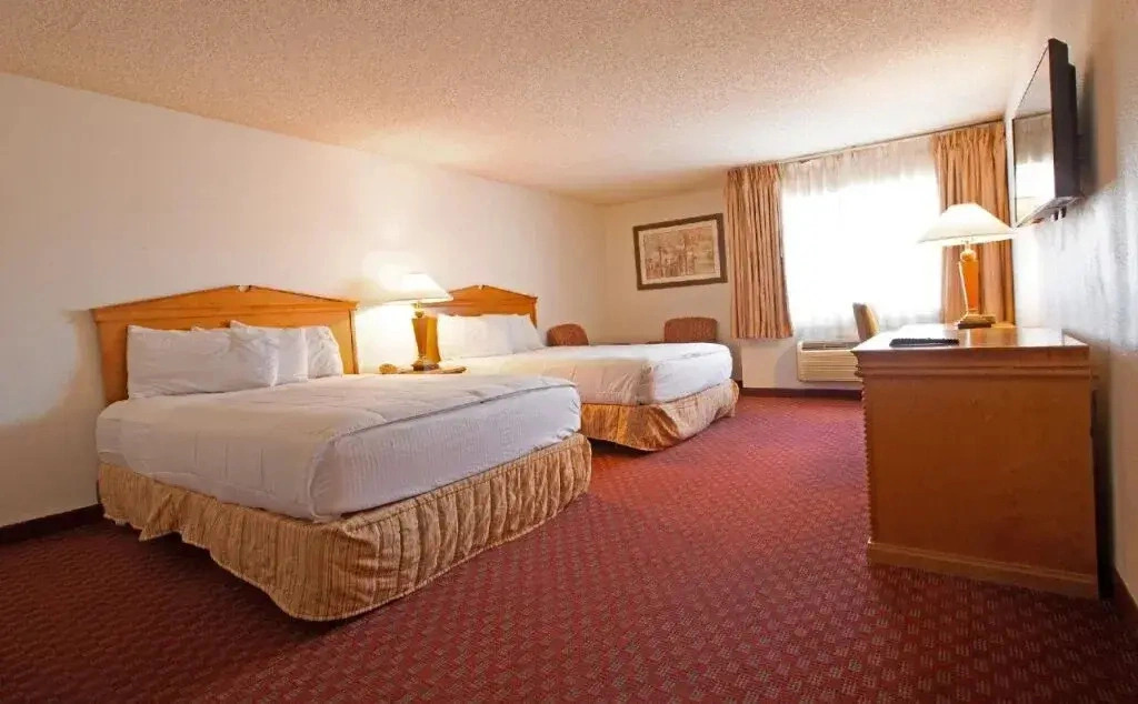 Best Western Cypress Inn & Suites