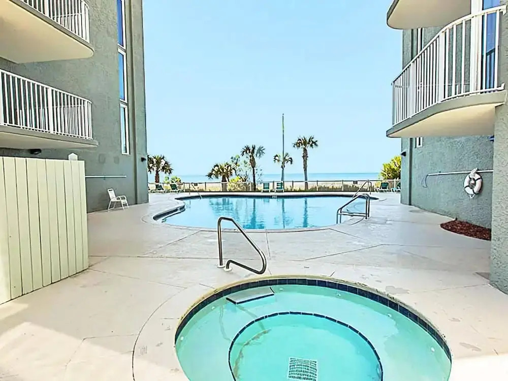 Long Beach Resort 4-1305