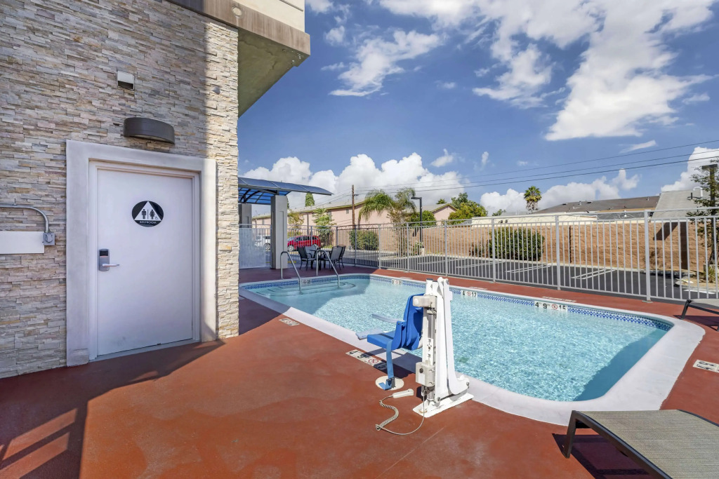 Best Western Plus Gardena-Los Angeles Inn & Suites