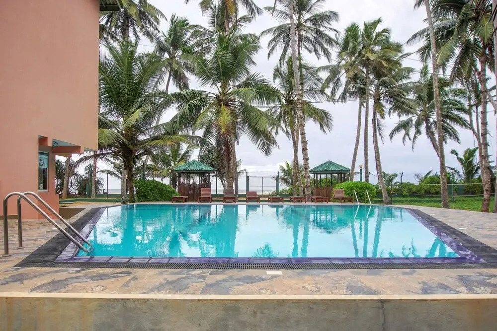 OYO 246 Roy Villa Beach Hotel