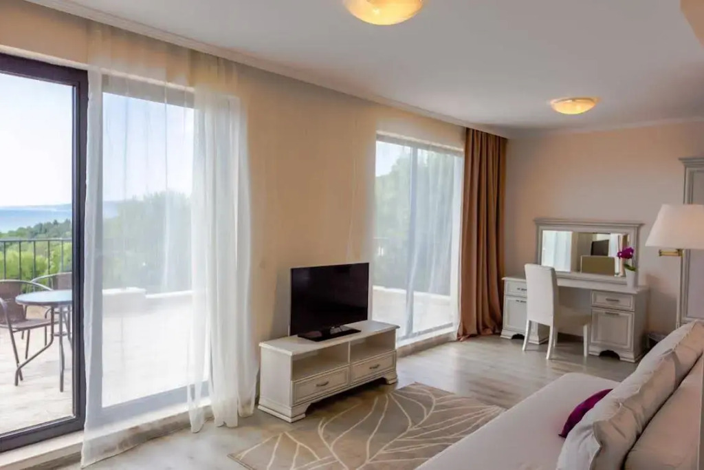 Курортный отель White Rock Castle Suite SPA