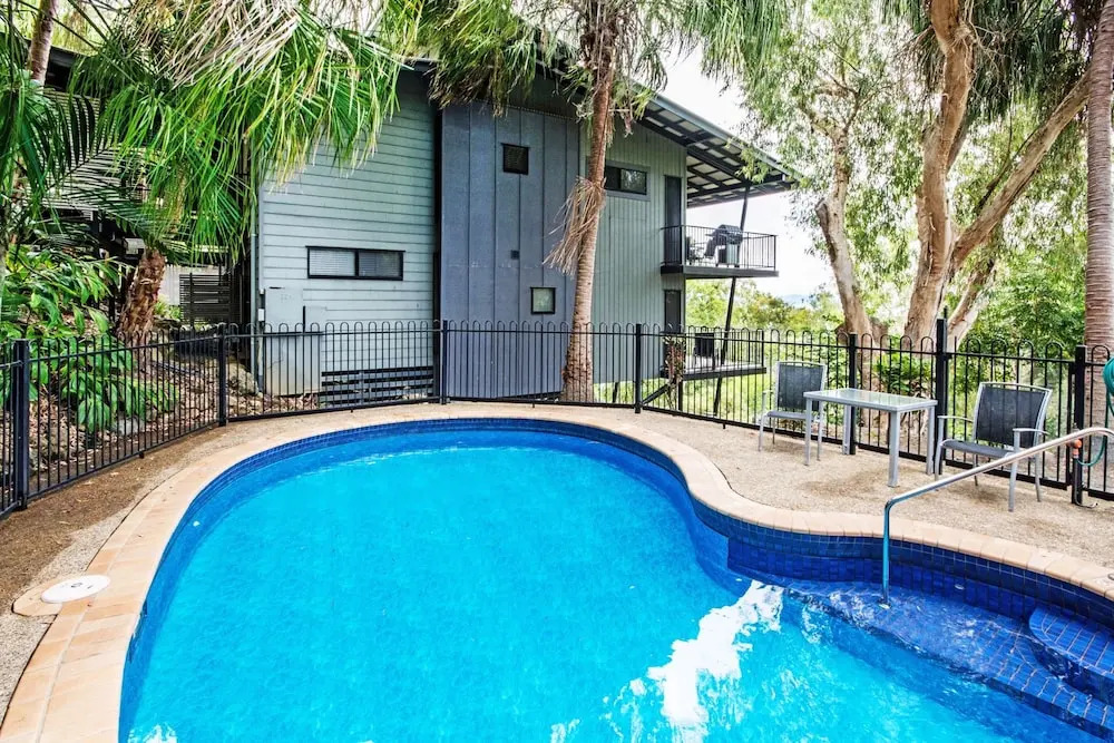 3 The Panorama Hamilton Island 2 Bathroom Ocean View Modern Apartment