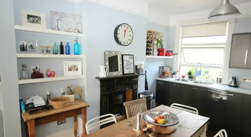 FG Property - Queens Park, Chevening Road