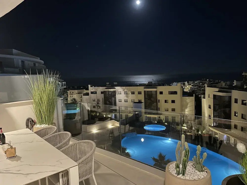 Huswell - Oceanview Stay in Higuer n West