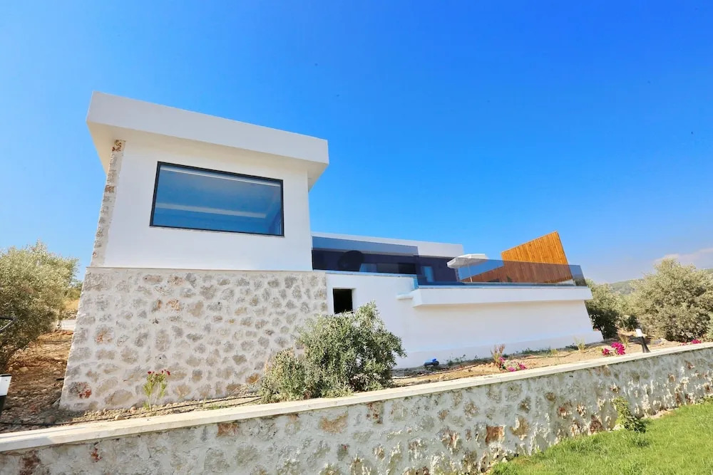 Golden Villas